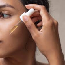 Oil Method for Face Unlock the Secrets to Glowing And shiny Skin